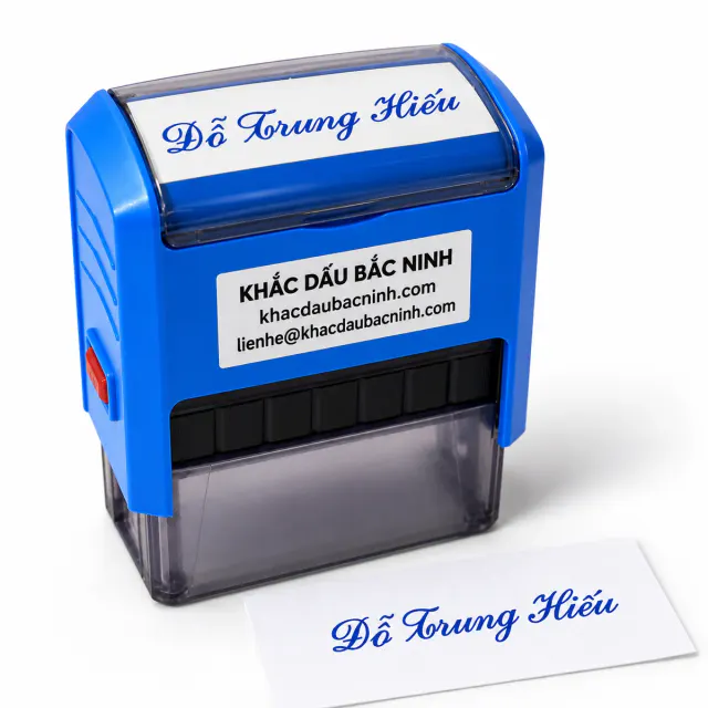 Dấu tên Đỗ Trung Hiếu màu xanh với tem Khắc Dấu Bắc Ninh